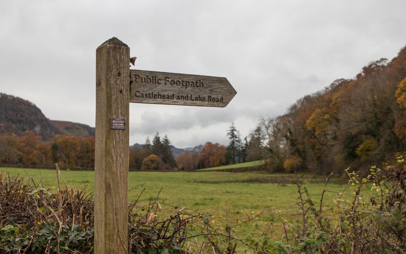 footpath sign, from Springs Road to Castlehead