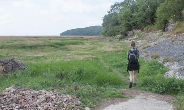 approaching Kirkhead End