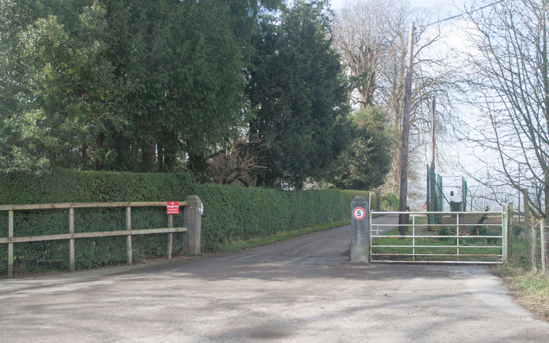 farm road to Leighton Hall Farm